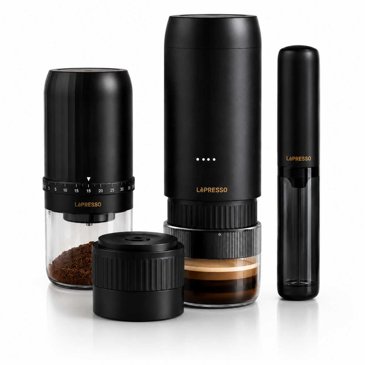 طقم بروولوجي لتحضير القهوة مع ماكينة إسبريسو ومطحنة قابلة للشحن وخفّاق حليب من LePresso