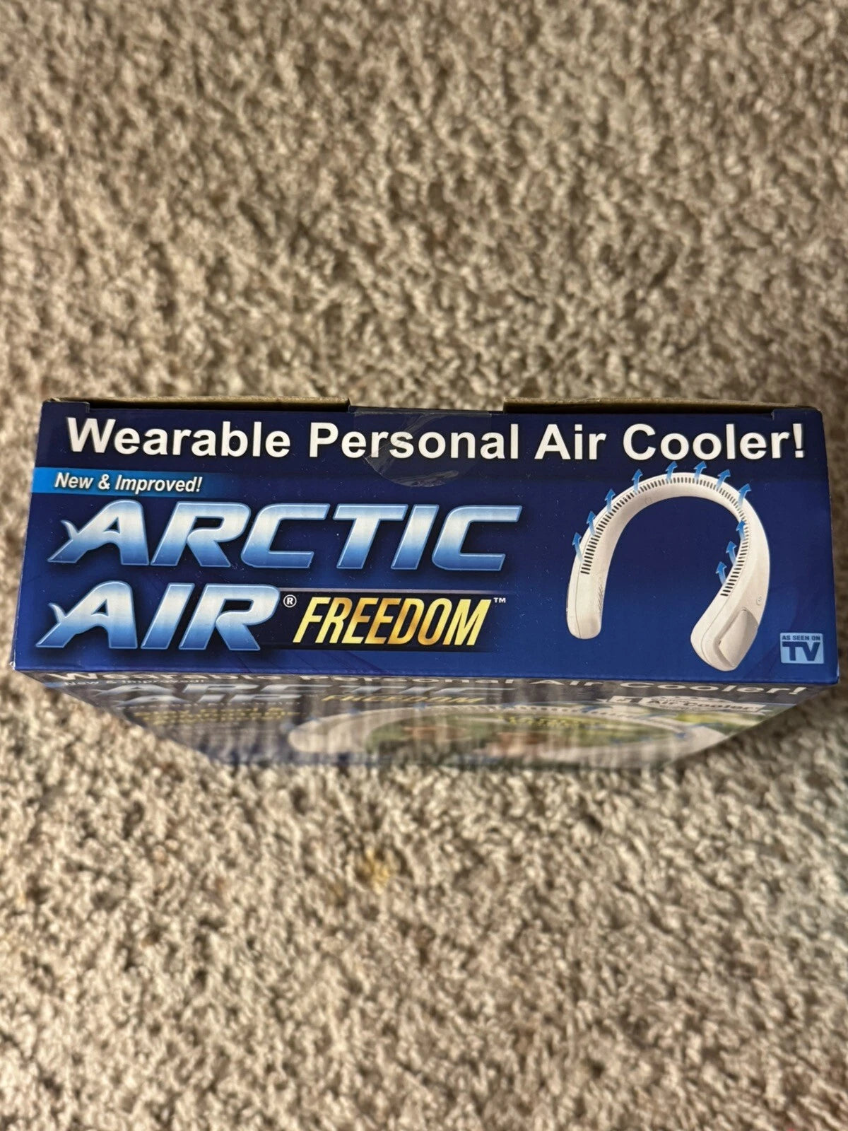 مروحة الرقبة خفيفة الوزن الجديدة Arctic Air Freedom مبرد هواء شخصي محمول 3 سرعات